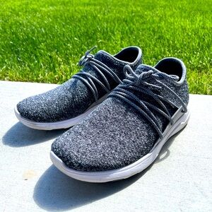 Men’s Vessi Cityscape Waterproof Shoes Charcoal Gray